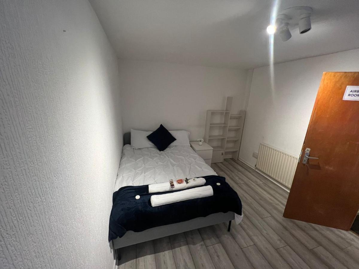 Indulge Hockley Hotel - With Free Front Parking - 10 Min Drive To Birmingham City Centre Bull Ring, Grand Central, Tesco Superstore, Primark & Commonwealth Games Exterior photo